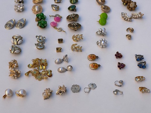 LOTE PENDIENTES CLIP VINTAGE PEDRERÍA MULTICOLOR PERLAS BOTONES - Imagen 9 de 9