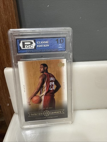 2003-04 Upper Deck Lebron James - Box Set Lebron James LeBron James #30 (RC)