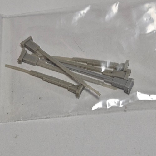ARMA Hobby 72048 1:72 LAU-115 w/2x LAU - 127 for F/A 18 Hornet Sealed Bags Kit - Picture 9 of 9