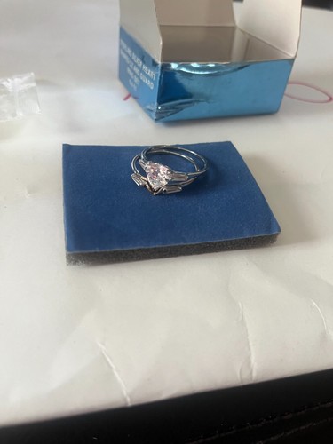 LOTE DE 4 AVON ANILLOS DE PLATA ESTERLINA OPALESCOS #7, JUEGO DE GUARDIA #11, BANDA #6, RUBÍ #7 - Imagen 2 de 8