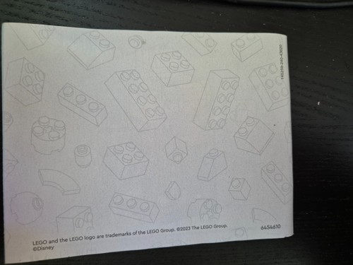 Lego Instruction Books - Used Lego manuals for building sets - Picture 7 of 107