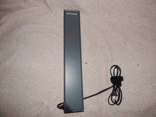 NETGEAR ProSafe Plus 16-Port Gigabit Ethernet Managed Switch GS116Ev2 W/ Adapter - Picture 2 of 3