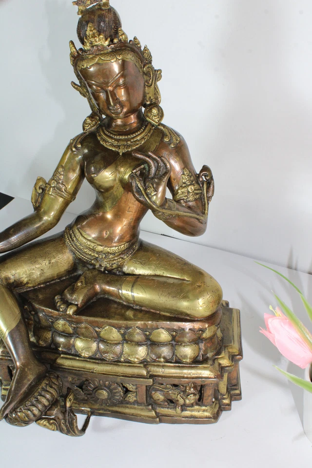 Vintage Bronze statue goddess buddhist green tara - Image 4 of 4