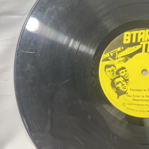 Star Trek - Passage To Moauv & The Crier In Emptiness Vinyl Record 1975 No Cover - Picture 2 of 8