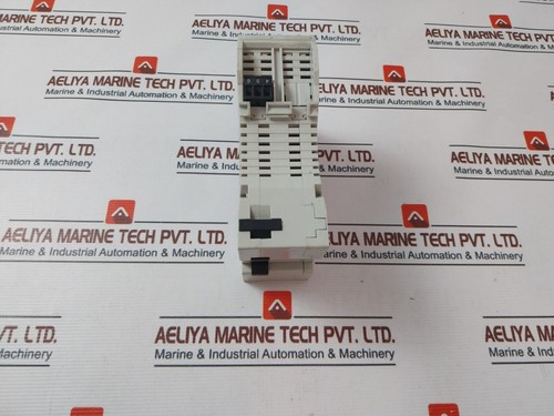 Allen-Bradley 1783-US08T Unmanaged Ethernet Switch Ser A - Picture 2 of 12