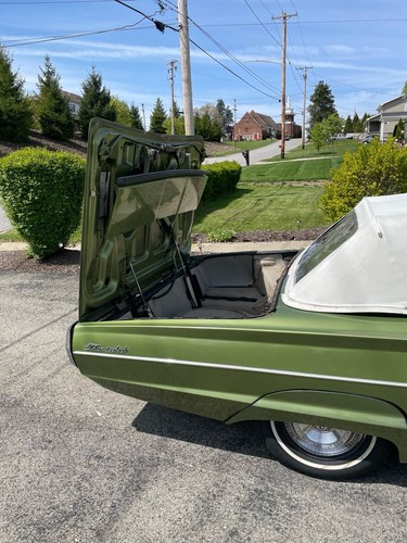 1965 Ford Thunderbird - Picture 10 of 28