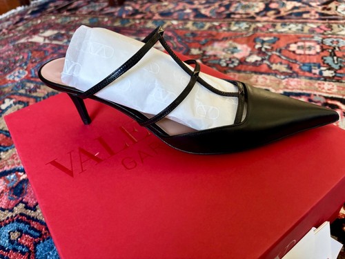 Valentino Rockstud Wispy 50 Leather Mule Women's Black 38.5 size 8/8.5 $450 - Picture 2 of 5