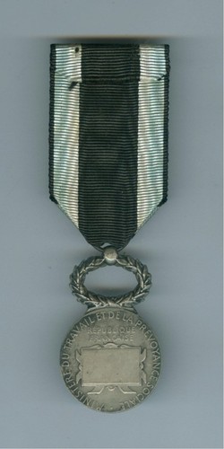 FRANCE MILITARY CIVILIAN FRENCH MEDAL - MUTUAL AID SOCIETIES 5th MODEL - SILVER - Picture 2 of 5