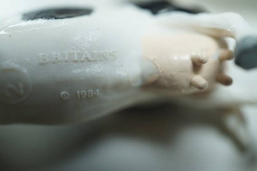 Vintage 1980s BRITAINS Farm 1717 Water Trough, Feeder Freisian Herd Cows Fences - Picture 13 of 13