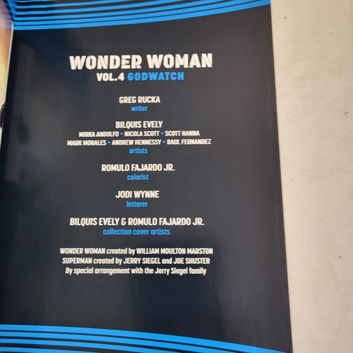 Lote de 5 novelas gráficas de tapa blanda de Wonder Woman TPB cómic DC Book - Imagen 10 de 24