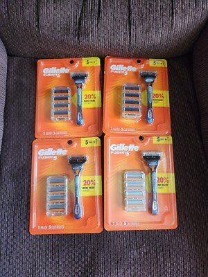Lot Of Gillette Fusion 5 - 4 Razors And 20 Cartridges