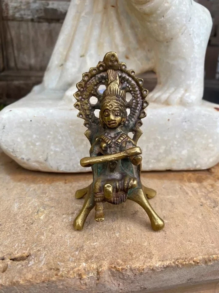 Antigua estatua escultura de latón tallada a mano del dios hindú Garuda Vishnu sentado Foto 2 de 4