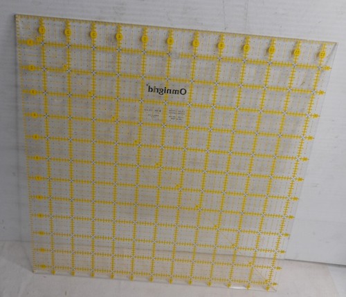Omnigrid R125 Quilter's Square, 12-1/2 x 12-1/2 Zoll Acryl - Bild 2 von 2