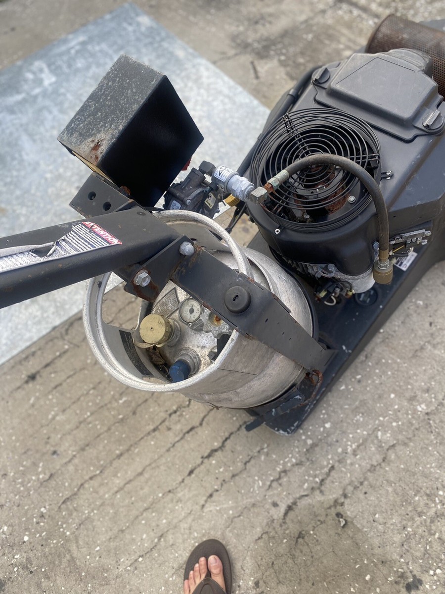 Onyx 6219 Propane Floor Burnisher 18hp12v Kawasaki W/ Tank