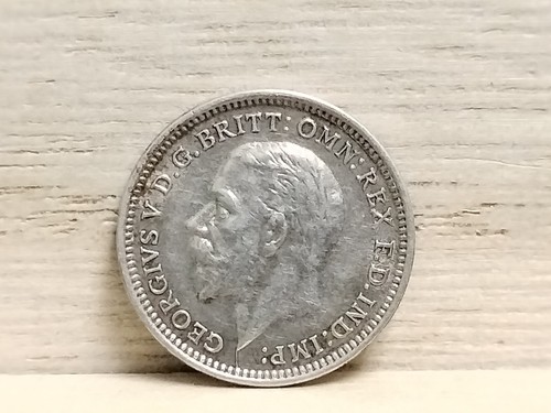 1933 Three Pence Great Britain Silver Coin - Picture 4 of 8