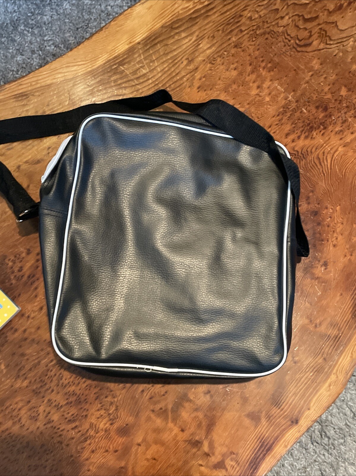 Picture 2 of 4