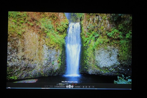 *Panasonic PT-DW730ELK*DLP Beamer Projektor 7000Lumen 2000:1 HDMI LensShift WXGA - Picture 5 of 18