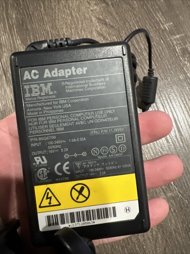 Genuine IBM AA19650 AC/DC Power Supply Adapter 16V 2.2A 35W OEM Charger - Picture 3 of 4