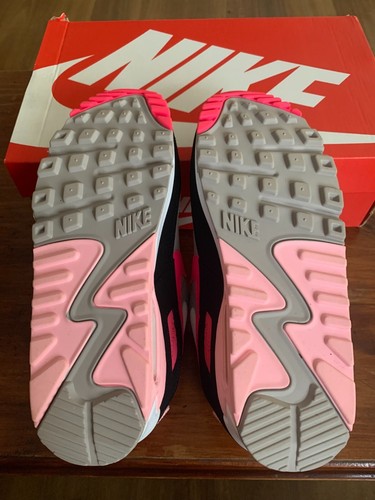Nike Air Max 90 Ladies Trainers size 8(AU) in a Grey, Black and Pink multicolour - Picture 5 of 10