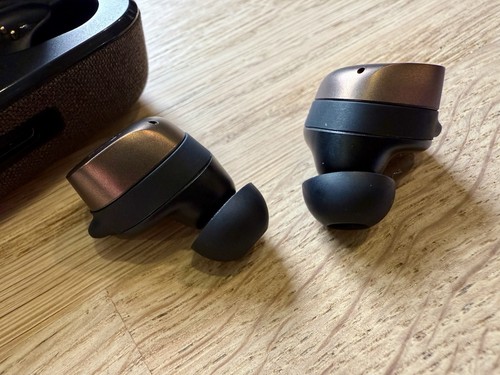 Sennheiser Momentum 4 True Wireless Earbuds Copper - Picture 4 of 5
