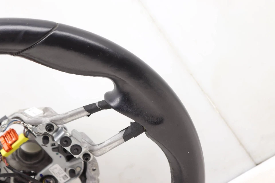 Porsche Macan 2015-2016 - Volante de 3 radios 95B419091AH Foto 3 de 4