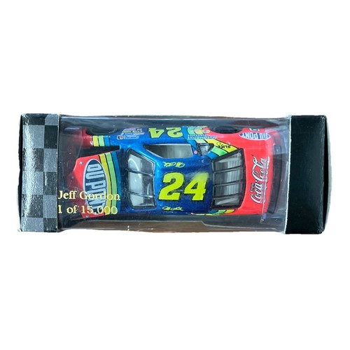 Jeff Gordon #24 Dupont 1996 Racing Collectables 1:64 Scale Die Cast - Picture 2 of 4
