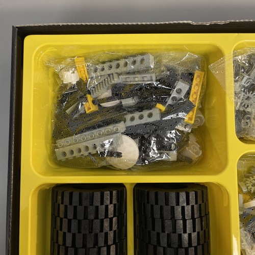 LEGO TECHNIC: AIR TECH CLAW RIG (8868) NUOVO & IMBALLO ORIGINALE MAI COSTRUITO 1992 Denmark Vintage#4 - Foto 7 di 17