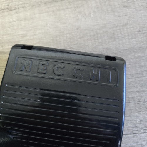 Necchi Lydia3 Elec Sewing Machine With Hard Case And Peddle - Picture 2 of 10