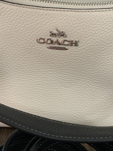 Coach Teri Leder Schultertasche J2357-CP069 Neu ohne Etikett Cremefarben - Bild 2 von 11