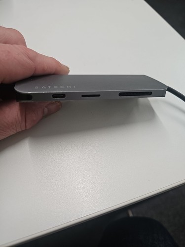 Satechi Type-C Multi-Port adapter 4K with ethernet V2 - Silver - Picture 3 of 7