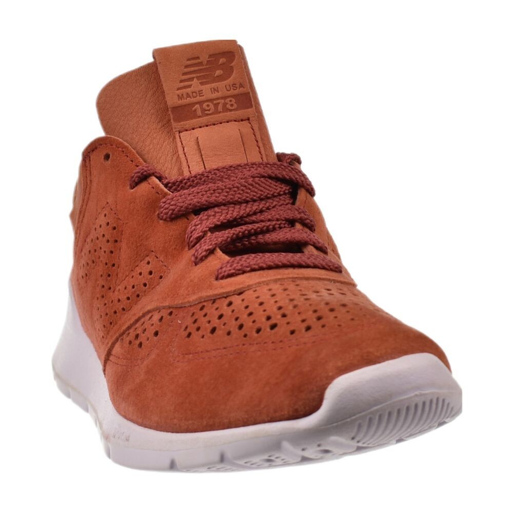 ニューバランス New Balance's Minimalist 1978 Shoes Are Nothing But Vibram and Suede