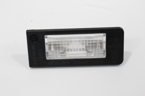 Audi TT 8N Mk1 OS Right Number Plate Light New Genuine with Bulb 8N0943022A - Picture 2 of 14