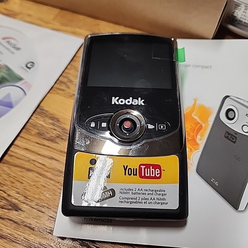 Kodak Zi6 Black Noir High Definition Pocket Digital Video Camera - Description - Picture 2 of 6