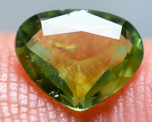 01.45 CT Beautiful Natural Green Tourmaline Cut Gemstone From Afghanistan - Imagen 7 de 7