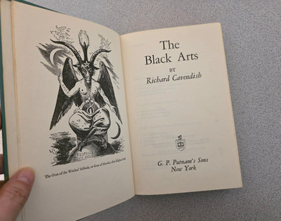 Richard Cavendish - The Black Arts - Hardcover G. P. Putnam's Sons - 1967