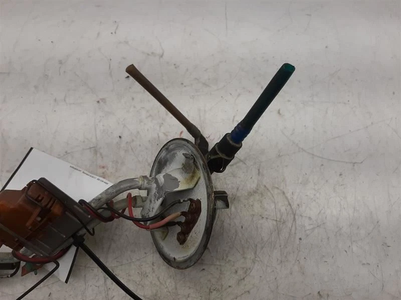 Conjunto de bomba de combustible gasolina 8-460 7,5 L 85-86 FORD F250 PICKUP E5TZ9H307LA Foto 3 de 4