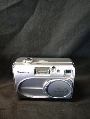 Fujifilm FinePix A Series A205 2.0MP Digital Camera - Silver Tested Works - Picture 14 of 14