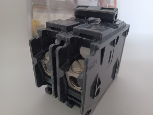 Siemens 70 Amp Plug In Double-Pole Type QP Circuit Breaker Q270P - Picture 7 of 12