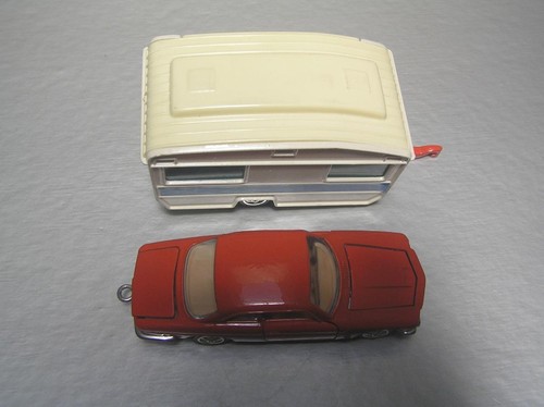 Joal 150 Iso Rivolta GT Coupe and Caravan Scarce 1/43 scale Gift Set Mint in Box - Picture 12 of 18