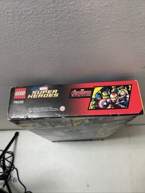 LEGO Marvel Super Heroes The Avengers Quinjet City Chase 76032 722 Pc Age 8+ NEW
