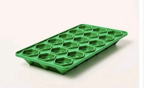 Kate Spade New York x Target Ice Cube Silicone Tray Mold Gem π - Picture 3 of 6
