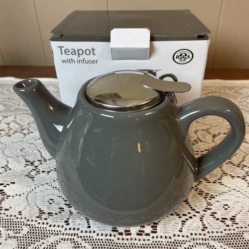 BIA Cordon Bleu 30oz.Stoneware Teapot Stainless Steel/Infuser Basket. New