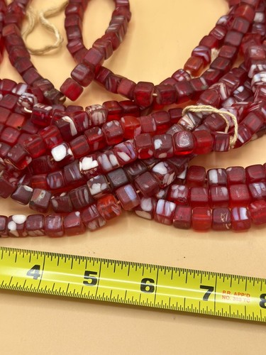 Antike rot marmorierte Kakamba/Prosser böhmische Würfel Handelsperlen Anfang 1900 - Bild 7 von 21