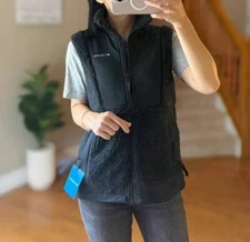 Columbia Womens Hakatai Fleece Vest Black M Polar Fleece Softshell Full Zip NWT