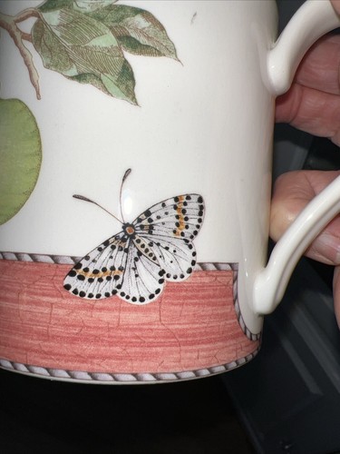 2 Wedgewood Sarah’s Garden Coffee Mugs Made In England 1997 Terracotta 12 oz - Picture 11 of 12