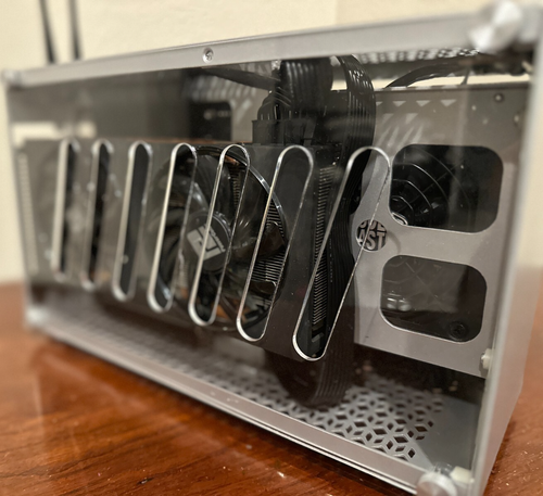 AMD Ryzen 8600G Mini-ITX Gaming PC with RX 5700 XT Graphics 32GB Ram 1TB SSD - Afbeelding 2 van 7