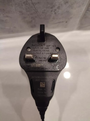 Caricabatterie ORIGINALE alimentatore modello Nokia ACP-12X - UK - Foto 2 di 3