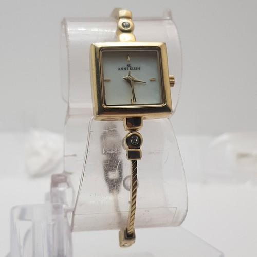 Anne Klein Women's Analog Watch Water Resistant 30m Fast Shipping....NEW BATTERY - Picture 2 of 9