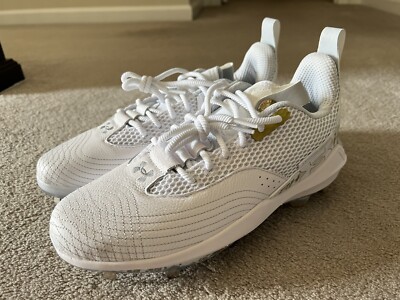 Under Armour Bryce Harper 7 Low White Gold Baseball Cleats Under Armour Bryce Harper 7 Low White Gold Baseball Cleats