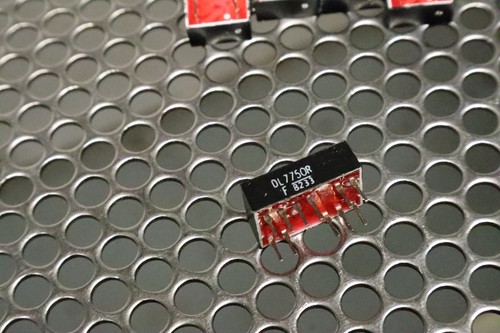 DL7750R E 8233 LED Numerical Display New Old Stock (Lot of 7) See All Pictures - Picture 5 of 6